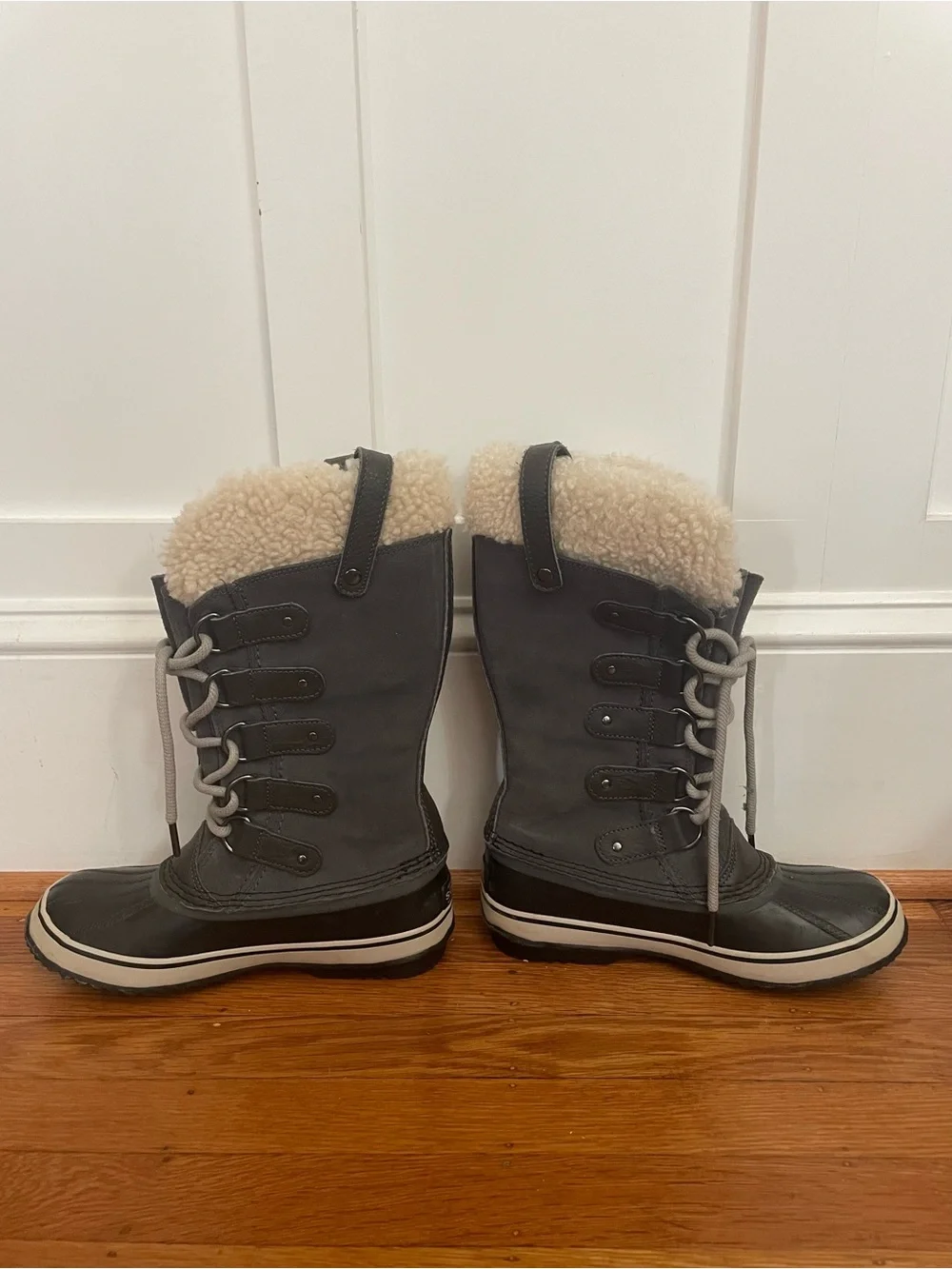 Sorel JOAN OF ARCTIC Women's Waterproof Snow Boot Genuine Suede Shearling Size 7